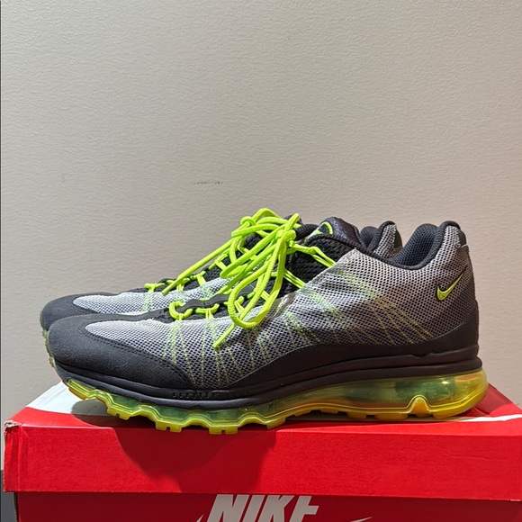 Nike Other - Nike Air Max 95 Dynamic Flywire